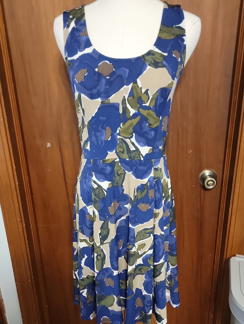 LOFT Blue Floral Scoop-Neck Fit-and-Flare Dress
